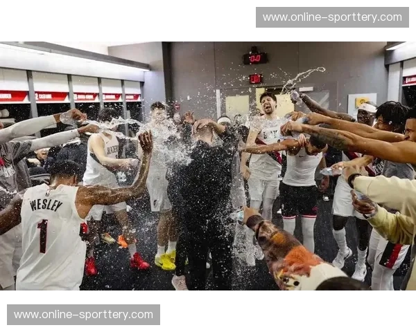 开拓者客场背靠背作战 体能问题影响比赛发挥表现 开拓者客场背靠背作战 体能问题影响比赛发挥表现